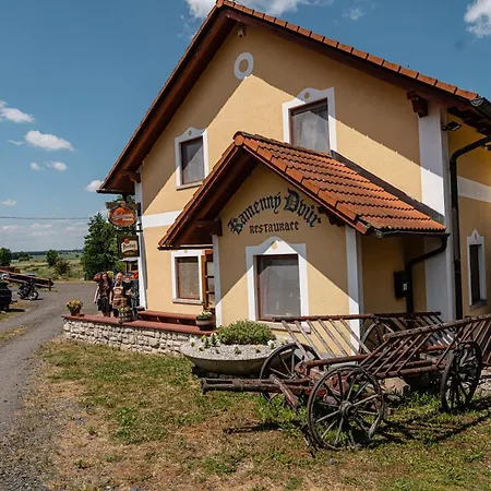 Konukevi Kamenny Dvur